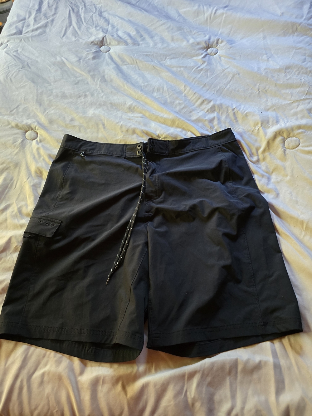 Columbia Black Men's Athletic Shorts with Drawstring Waist
